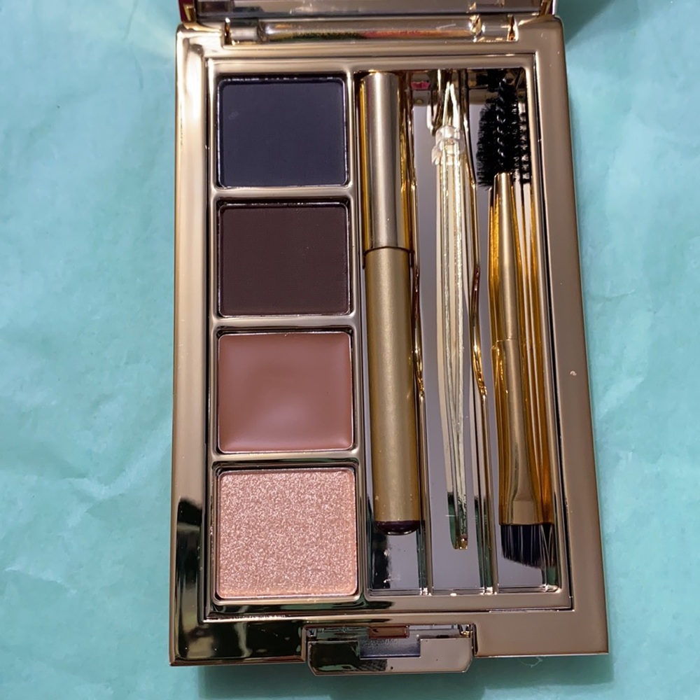 BROW BAR BY REEMA
Bombshell Brow Kit